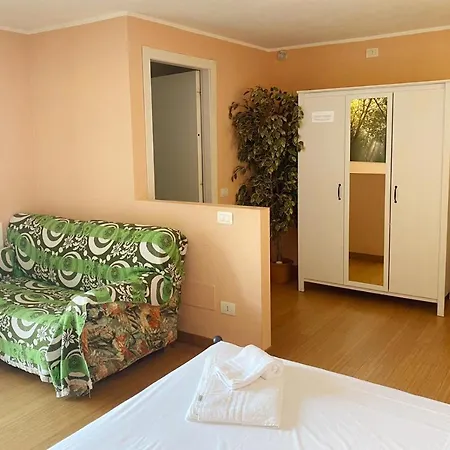 Silver Lake Apartment Argegno